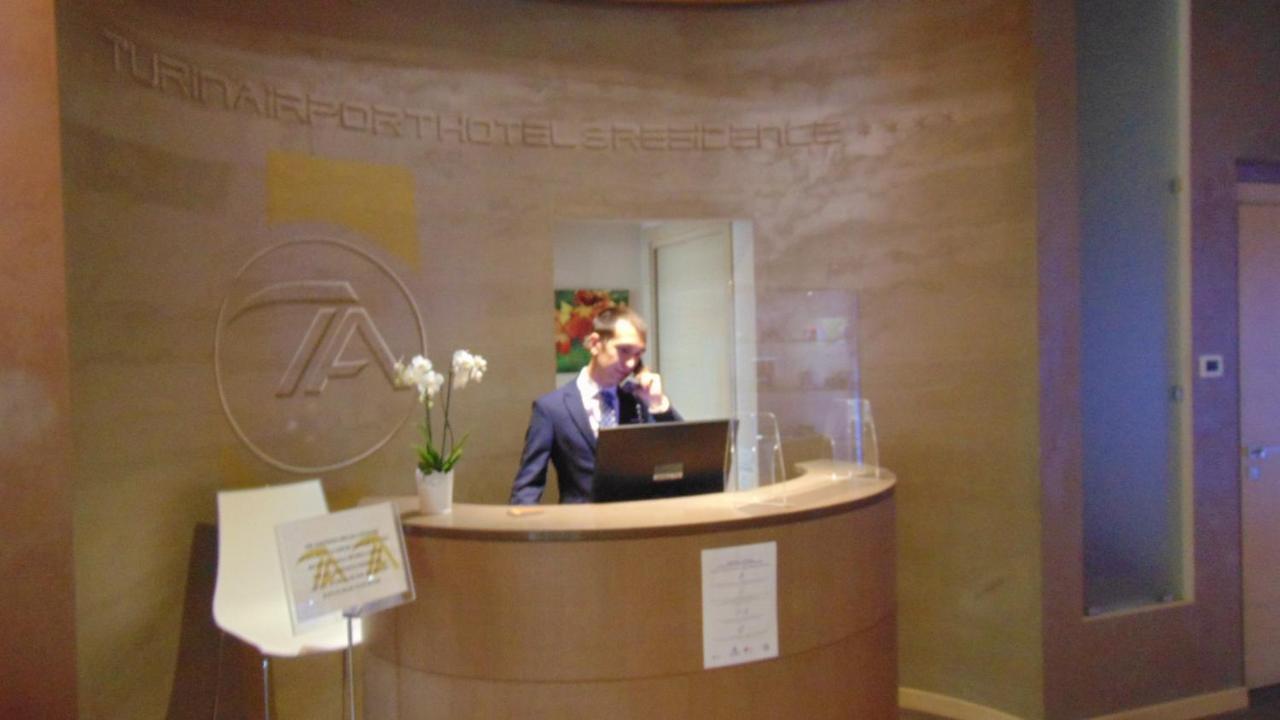 Turin Airport Hotel & Residence سان فرانشيسكو أل كامبو المظهر الخارجي الصورة