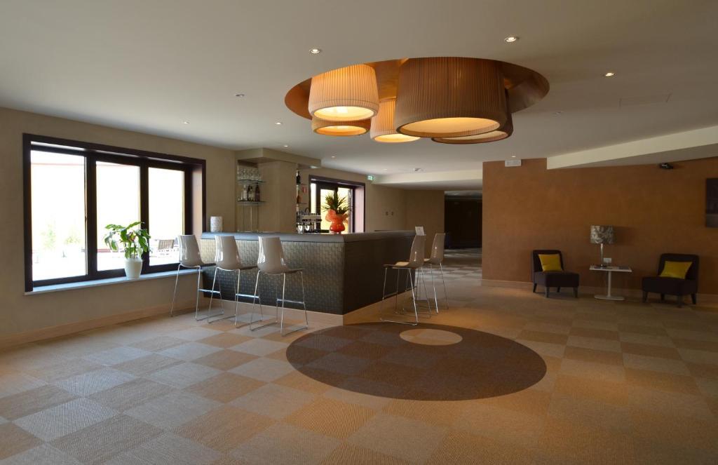 Turin Airport Hotel & Residence سان فرانشيسكو أل كامبو المظهر الخارجي الصورة